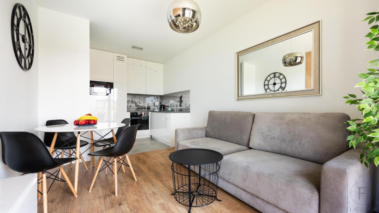 Flatbook - City Center Spa Apartments 6B,C 그단스크 외부 사진
