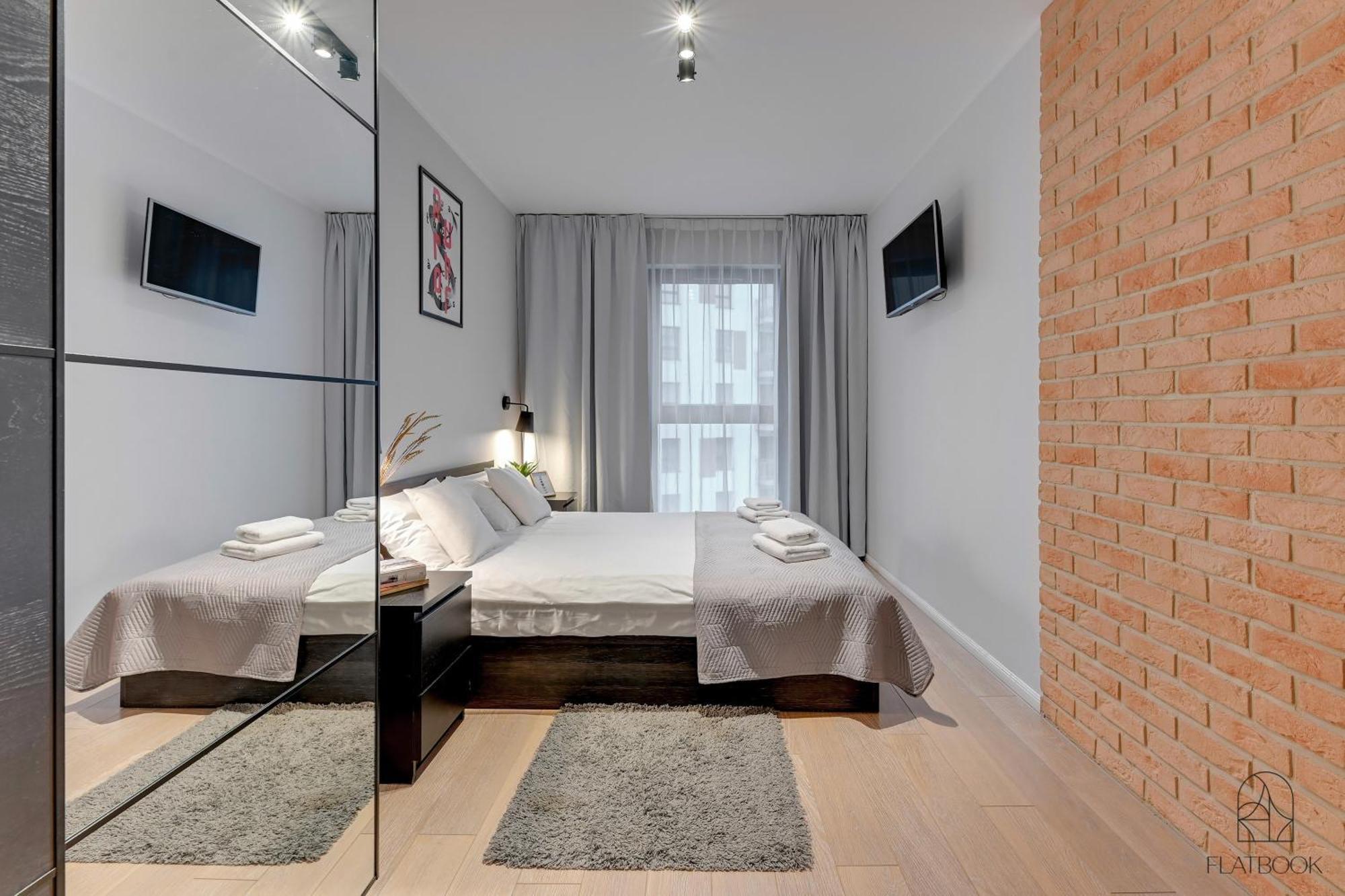 Flatbook - City Center Spa Apartments 6B,C 그단스크 외부 사진